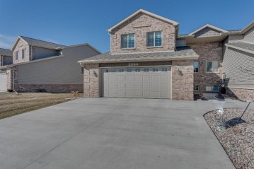 2310 E Plank Circle A, Appleton, WI 54915