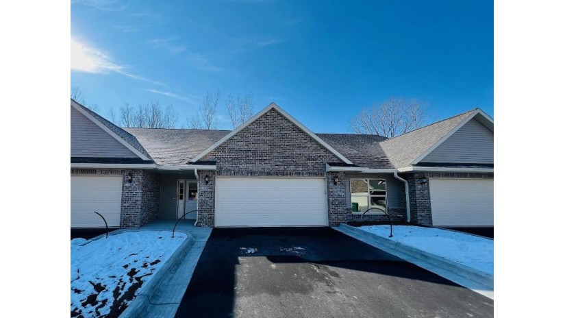 2447-6 Remington Road 6 Green Bay, WI 54302 by Resource One Realty, Llc - OFF-D: 920-255-6580 $399,900