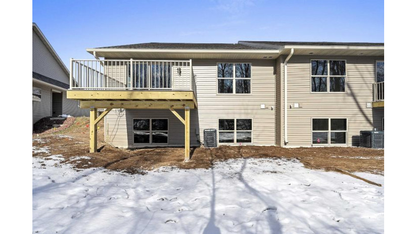 2447-7 Remington Road 7 Green Bay, WI 54302 by Resource One Realty, Llc - OFF-D: 920-255-6580 $439,900