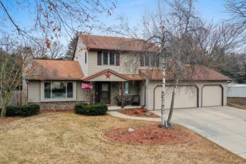 2976 W Milky Way Court, Green Bay, WI 54313-1442