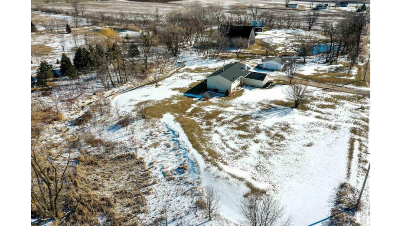 1771 S County Rd T Eaton, WI 54311 by Resource One Realty, Llc - OFF-D: 920-370-0162 $449,900