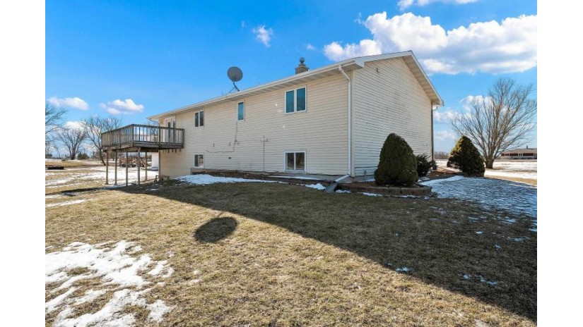 1771 S County Rd T Eaton, WI 54311 by Resource One Realty, Llc - OFF-D: 920-370-0162 $449,900