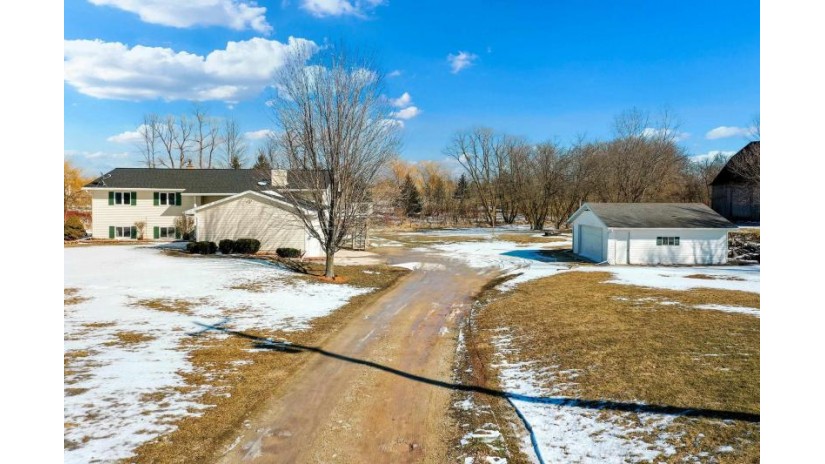 1771 S County Rd T Eaton, WI 54311 by Resource One Realty, Llc - OFF-D: 920-370-0162 $449,900