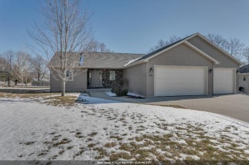 5394 W Pleasant Way, Grand Chute, WI 54913