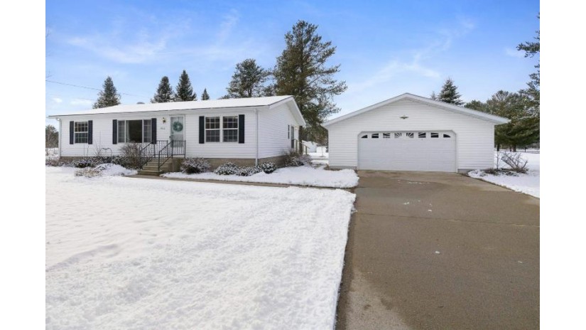 1413 Fj Street Crivitz, WI 54114 by Realty One Group Haven - PREF: 715-574-6326 $199,900