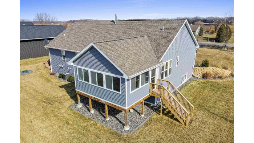 461 Glenview Way Little Suamico, WI 54141 by Micoley.com Llc - deanar@micoley.com $569,900