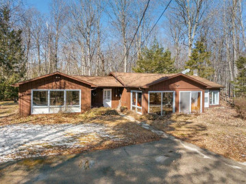 2099 Sunrise Shores Road, Sturgeon Bay, WI 54235