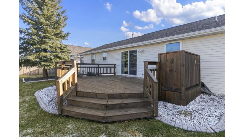 2549 Gemini Road Bellevue, WI 54311 by Coldwell Banker Real Estate Group $335,000