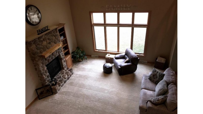 2705 Fescue Court Suamico, WI 54313 by Resource One Realty, Llc - CELL: 920-676-6253 $629,900