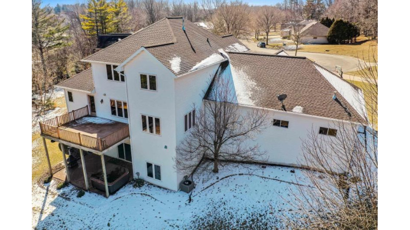 2789 Ichabod Lane Howard, WI 54313 by Mahler Sotheby'S International Realty $620,000