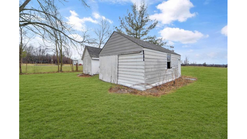 4676 County Rd E Algoma, WI 54904 by Coldwell Banker Real Estate Group $277,000