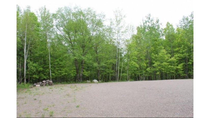 10240 Kendall Lane Crandon, WI 54520 by Century 21 Northwoods Team - c21nwds@yahoo.com $95,000