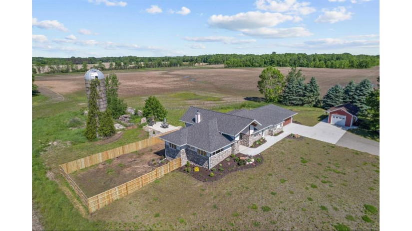 3287 Huebscher Road Pensaukee, WI 54101 by Coldwell Banker Real Estate Group $674,900