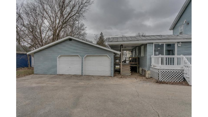 310 Waupaca Street Waupaca, WI 54981 by Coldwell Banker Real Estate Group $219,900