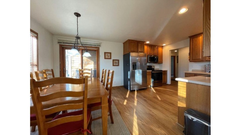 7585 Meadow Ridge Road J-38 Egg Harbor, WI 54209 by Resource One Realty, Llc - CELL: 920-621-9659 $639,900