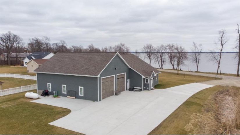 7291 County Road H Wolf River, WI 54940 by Coaction Real Estate, Llc $700,000