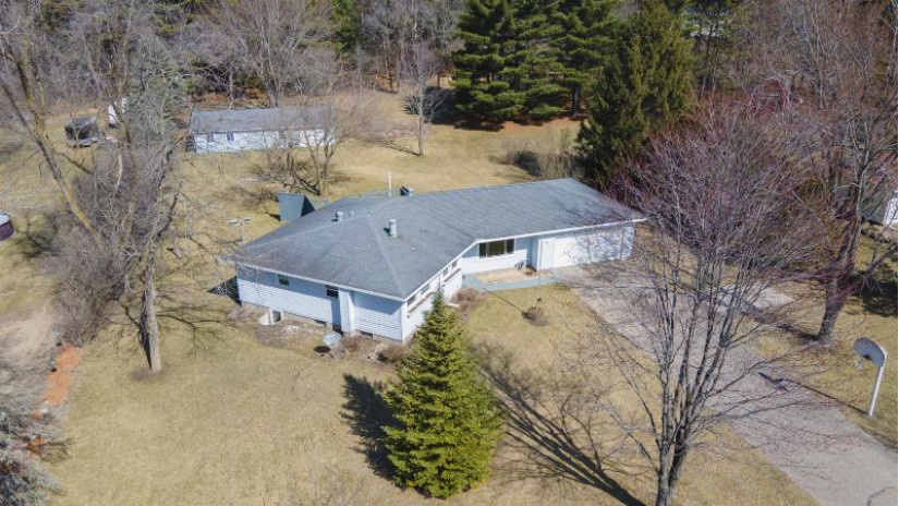 722 E East Road Plainfield, WI 54966 by First Weber, Inc. $279,900