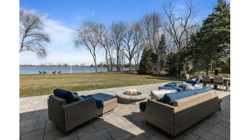 104 Limekiln Drive Neenah, WI 54956 by Coldwell Banker Real Estate Group $1,500,000