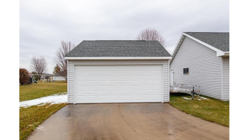 W5404 Colin Street Harrison, WI 54915 by Century 21 Affiliated - PREF: 920-470-9692 $349,900