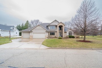 629 Voyagers Trail, Berlin, WI 54923