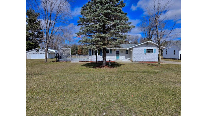 223 E Chicago Road Wautoma, WI 54982 by First Weber, Inc. $209,980