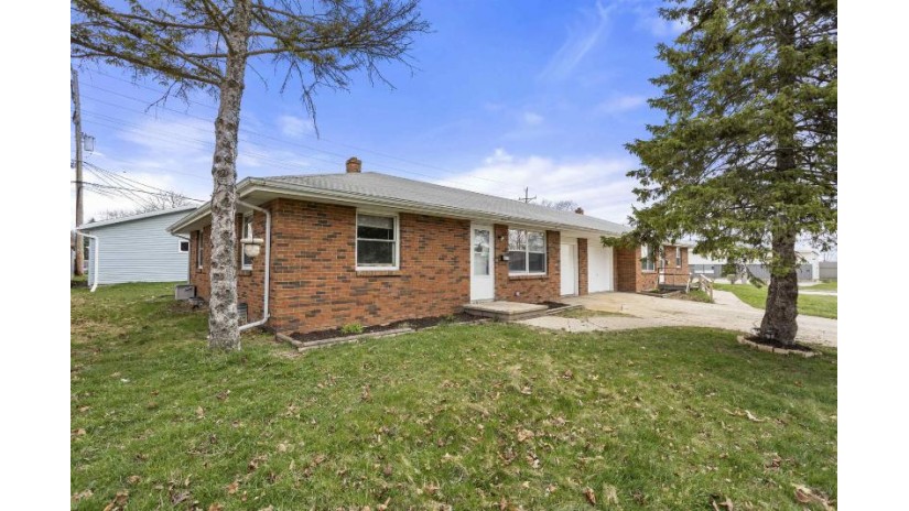 802 W Lindbergh Street Appleton, WI 54914 by Expert Real Estate Partners, Llc - PREF: 920-460-0869 $275,000