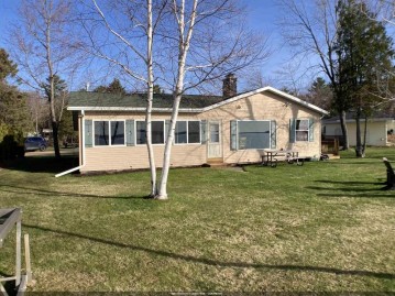 W6097 North Bay Court, Wescott, WI 54166