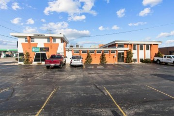 2600 N Richmond Street, Appleton, WI 54911