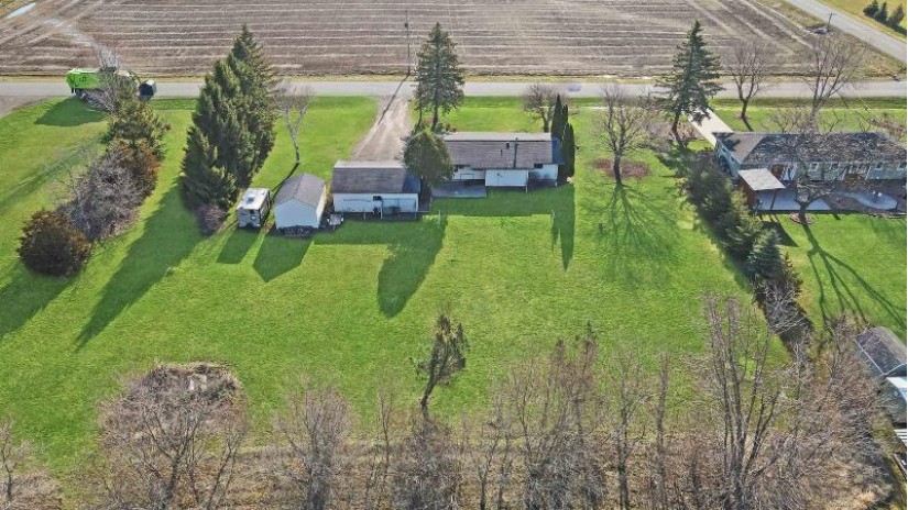 7097 Country Club Road Black Wolf, WI 54902 by Coldwell Banker Real Estate Group $250,000