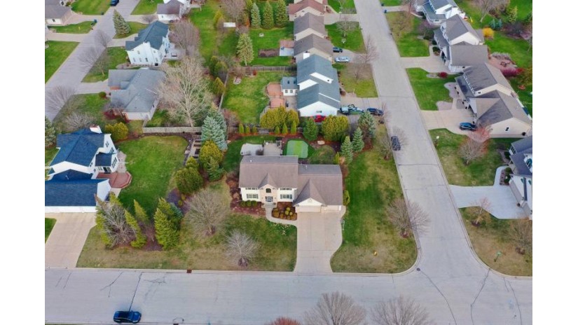 2925 Foxford Drive Ashwaubenon, WI 54313 by Schenk Realty, LLC $494,900