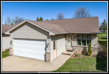 1338 W Weiland Lane, Appleton, WI 54914-2000