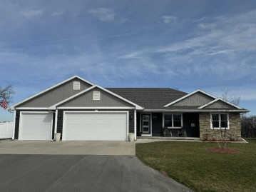 3305 Nelson Road, Algoma, WI 54904