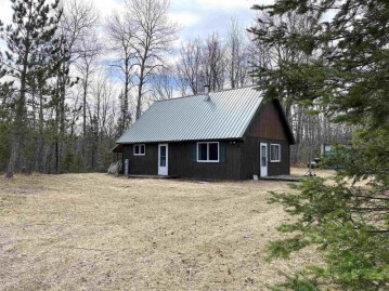 W8080 E Cataline Road, Pembine, WI 54156