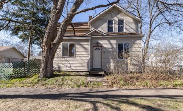 402 Maple Street, Wausau, WI 54401-9999