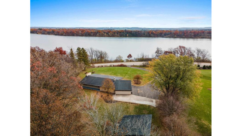 2788 Lost Dauphin Road Lawrence, WI 54115 by Gojimmer Real Estate - gojimmer@yahoo.com $649,900