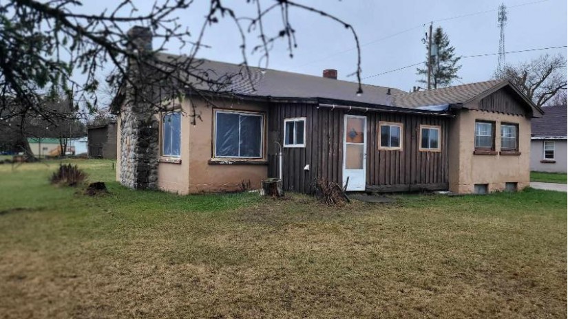 N18989 2nd Street Dunbar, WI 54119 by Bigwoods Realty, Inc. $90,500