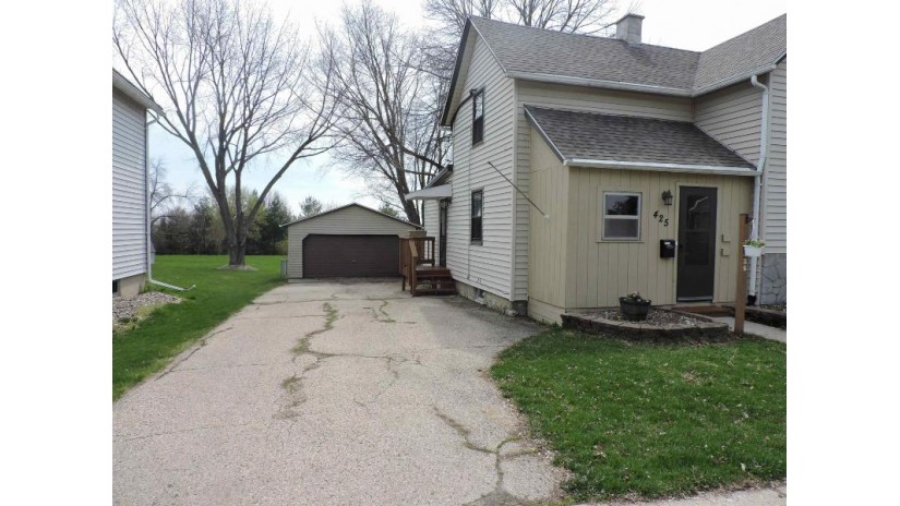 425 Rosendale Street Beaver Dam, WI 53916 by First Weber, Inc. $209,900