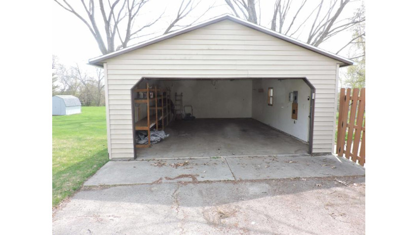 425 Rosendale Street Beaver Dam, WI 53916 by First Weber, Inc. $209,900