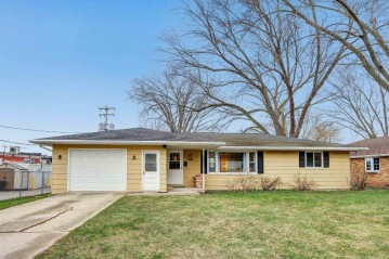 2681 Libal Street, Allouez, WI 54301-2867