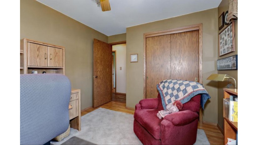 2520 Kesting Court Appleton, WI 54911 by Century 21 Affiliated - CELL: 920-428-0066 $289,000