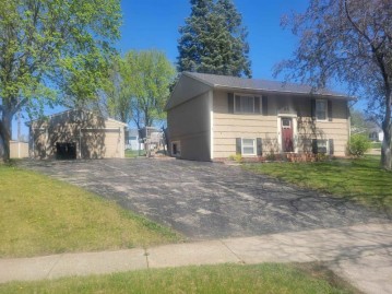 2123 Fairview Drive, Beloit, WI 53511