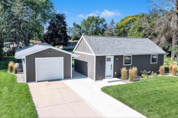 605 Morris Avenue, Ashwaubenon, WI 54304