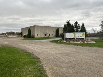 250 Industrial Drive, Omro, WI 54963