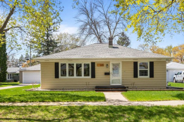 1615 N Gillett Street, Appleton, WI 54914