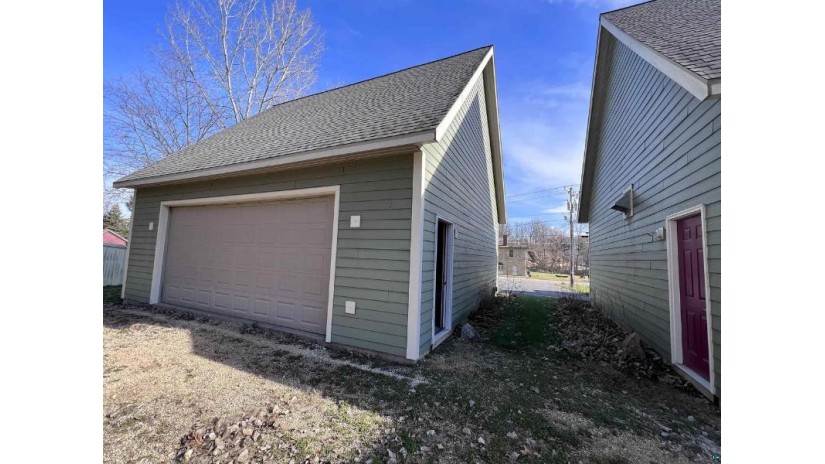 8 Commerce St Mineral Point, WI 53565 by Rusty'S Real Estate, Llc $499,000