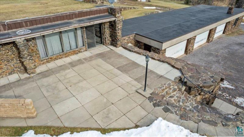 5312 South Stone Rd South Range, WI 54874 by Re/Max Results $1,100,000