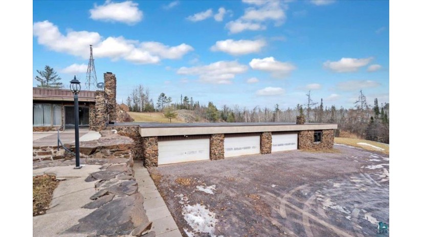 5312 South Stone Rd South Range, WI 54874 by Re/Max Results $1,100,000