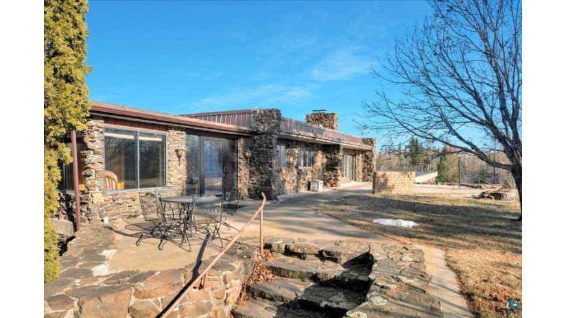 5312 South Stone Rd South Range, WI 54874 by Re/Max Results $1,100,000