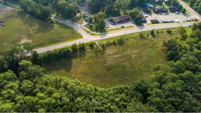 L2 County Road A/Hillside Drive Lake Delton, WI 53965 by First Weber Inc - HomeInfo@firstweber.com $1,105,000