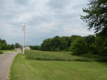 L2 Velvet Lane, Bridgeport, WI 53821